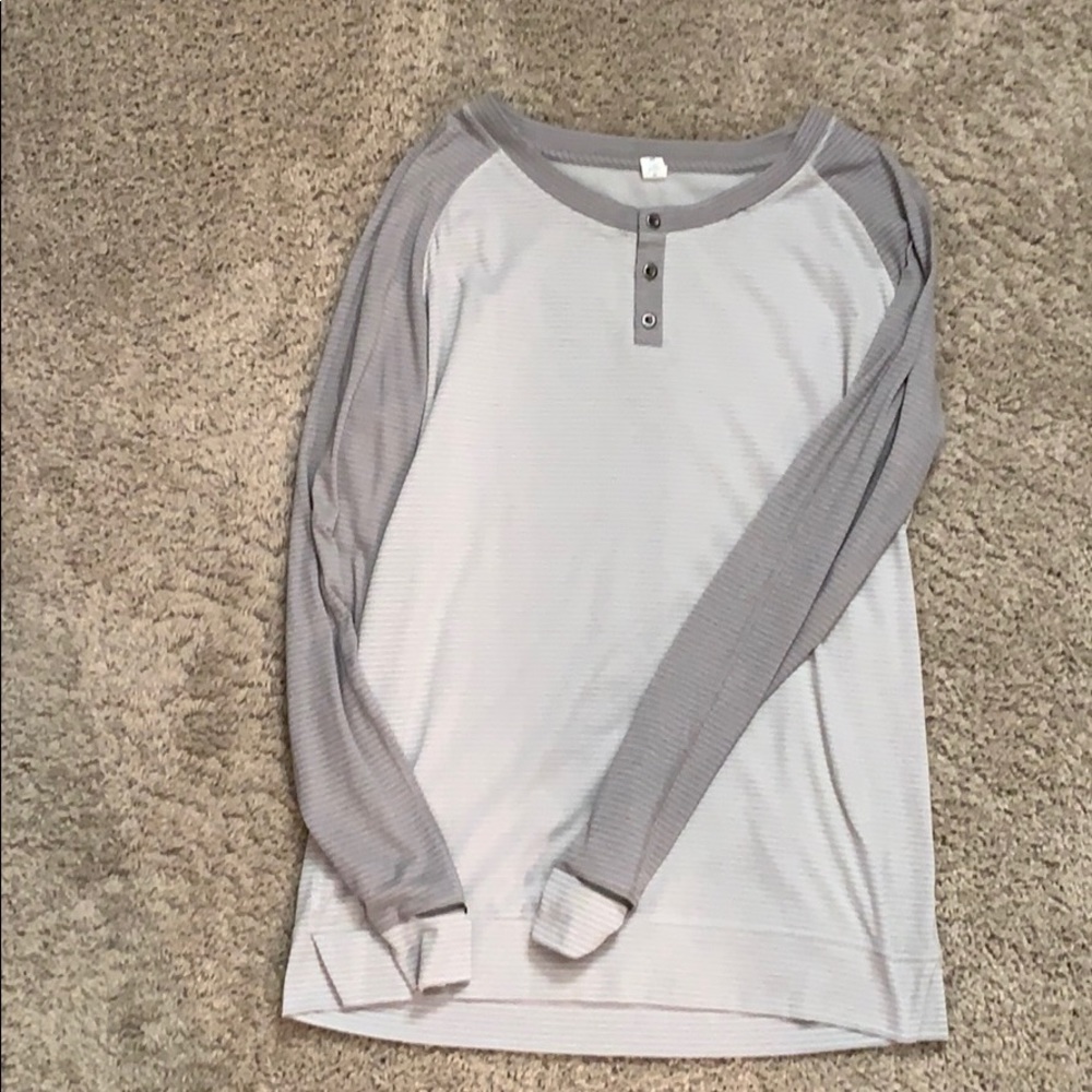 Gray lulu running top